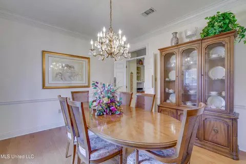Dining - 7898 Hilo Way, Diamondhead, MS 39525 photo 3 of 5
