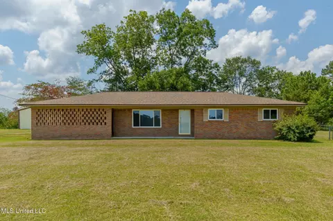 1010 Seminary-mike Conner Rd, Collins, MS 39428