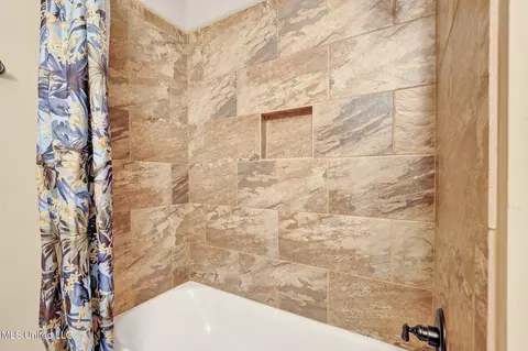 Bath - 4650 E Dublin, Olive Branch, MS 38654 photo 4 of 4