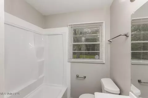 1019 Deryll St, Jackson, MS 39212 photo 12