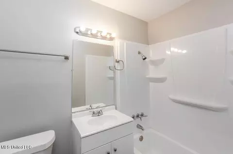 1019 Deryll St, Jackson, MS 39212 photo 7