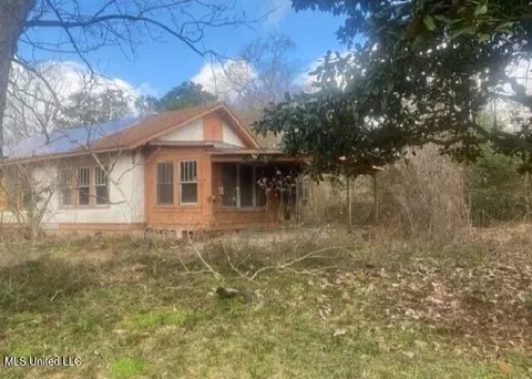 2829 N 5th Ave, Laurel, MS 39440 photo 3