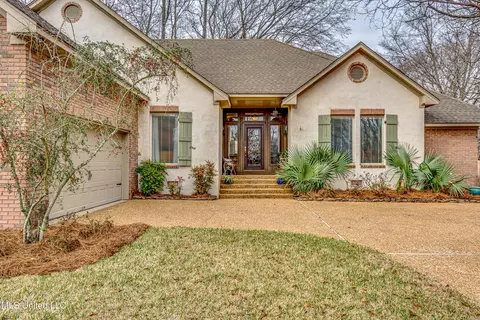 103 Westlake Dr, Brandon, MS 39047