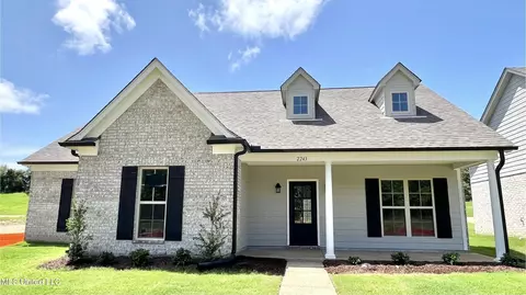 2243 Scott Meadows Ln, Hernando, MS 38632