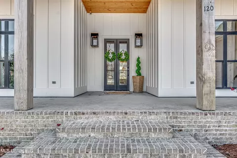 Exterior - 120 Silverleaf Dr, Madison, MS 39110 photo 6 of 19