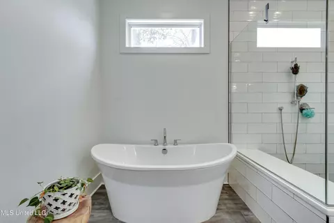 Bath - 120 Silverleaf Dr, Madison, MS 39110 photo 7 of 9