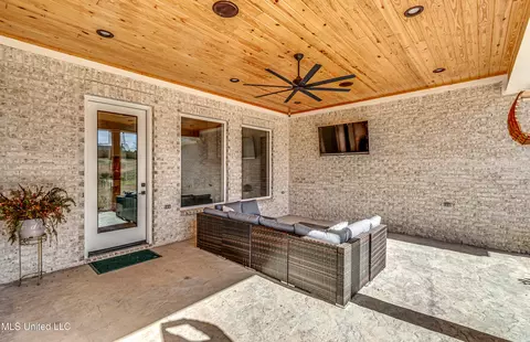 Exterior - 120 Silverleaf Dr, Madison, MS 39110 photo 10 of 19