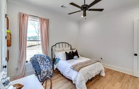 Bedroom - 120 Silverleaf Dr, Madison, MS 39110 photo 9 of 19