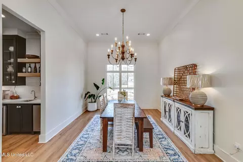 Dining - 120 Silverleaf Dr, Madison, MS 39110 photo 1 of 3
