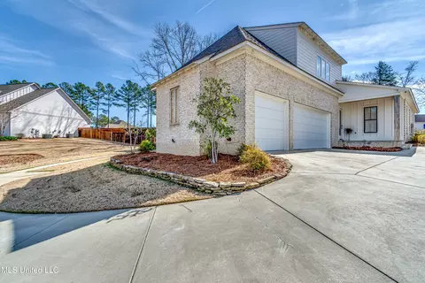 Exterior - 120 Silverleaf Dr, Madison, MS 39110 photo 16 of 19