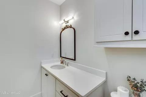 Bath - 120 Silverleaf Dr, Madison, MS 39110 photo 9 of 9