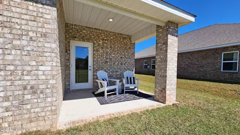 Exterior - 430 Piney Dr, Pearl, MS 39208 photo 3 of 3