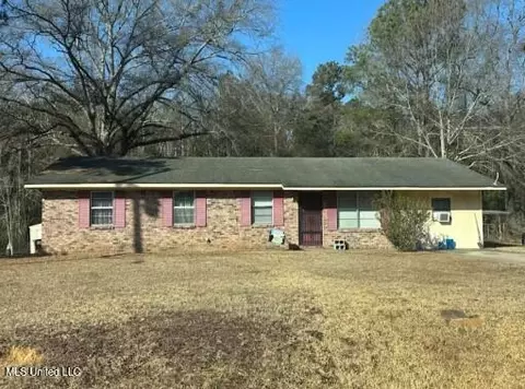 119 Loretta Dr, Quitman, MS 39355