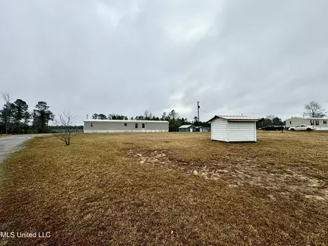 13008 Fox Run Dr, Vancleave, MS 39565