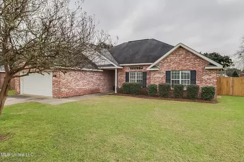 106 Pine Cv, Long Beach, MS 39560 photo 2