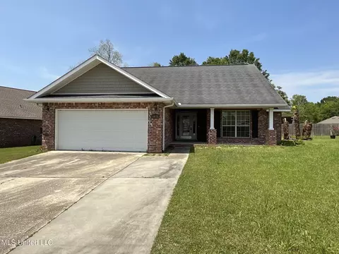 14975 Clear Springs Dr, Biloxi, MS 39532