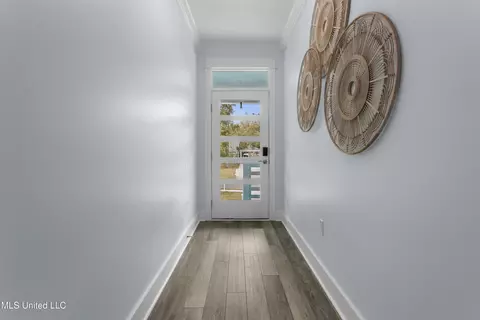 Entry Way - 121 E Fifth St, Long Beach, MS 39560 photo 1 of 5