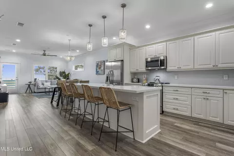 Kitchen - 121 E Fifth St, Long Beach, MS 39560 photo 4 of 4