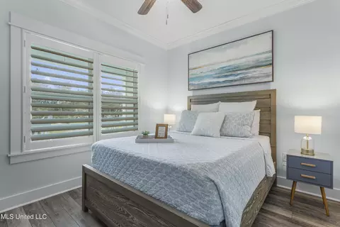 Bedroom - 121 E Fifth St, Long Beach, MS 39560 photo 3 of 4