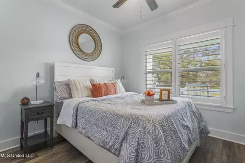 Bedroom - 121 E Fifth St, Long Beach, MS 39560 photo 4 of 4