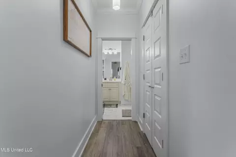 Entry Way - 121 E Fifth St, Long Beach, MS 39560 photo 5 of 5