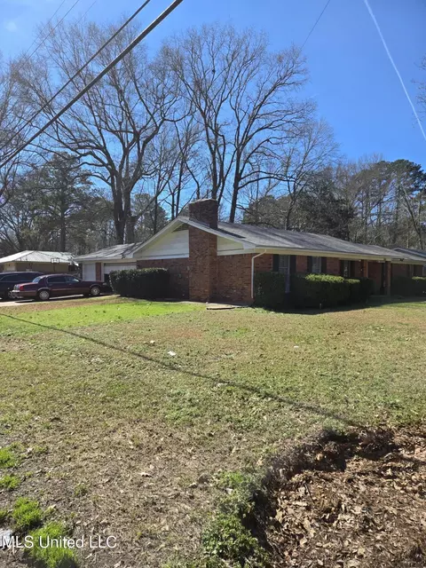 1901 Longwood Dr, Jackson, MS 39212 photo 4