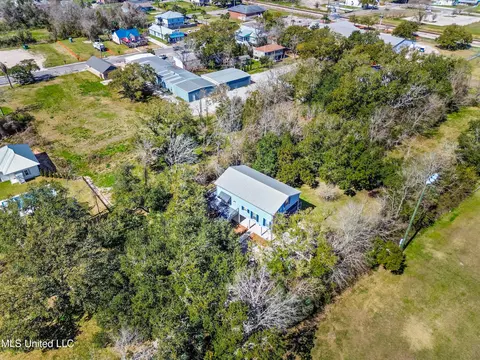 323 E Second St, Pass Christian, MS 39571 photo 28