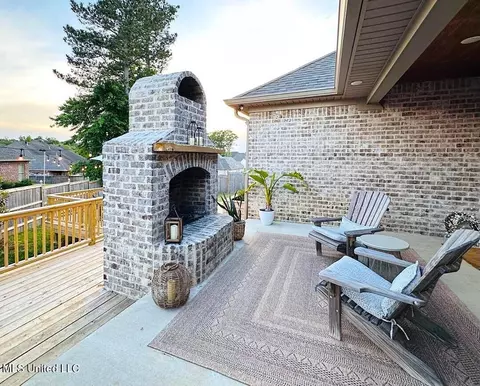 Exterior - 176 Cornerstone Dr, Brandon, MS 39042 photo 5 of 7