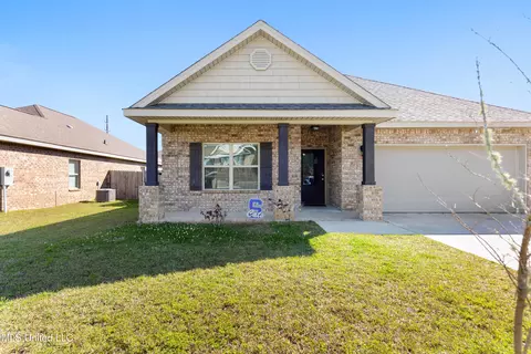 10166 Little Gem Dr, Gulfport, MS 39503