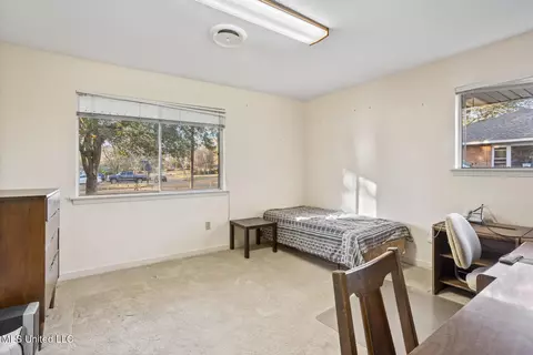 Bedroom - 1927 Springridge Dr, Jackson, MS 39211 photo 3 of 5