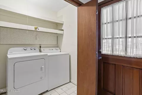 Other - 1927 Springridge Dr, Jackson, MS 39211 photo 2 of 4