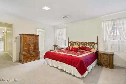 Bedroom - 1927 Springridge Dr, Jackson, MS 39211 photo 5 of 5
