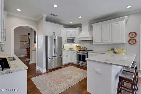 515 Fox Bay Rdg, Brandon, MS 39047 photo 10