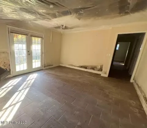 304 Catalina Cir, Jackson, MS 39204 photo 3