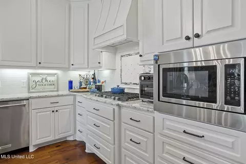 115 Belle Pointe Cir, Madison, MS 39110 photo 9