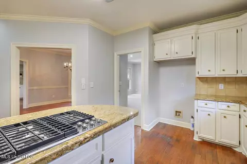 122 Sugaloch Cv, Jackson, MS 39211 photo 10