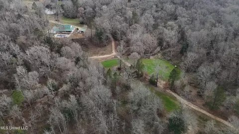 38 Holstead Rd, Natchez, MS 39120