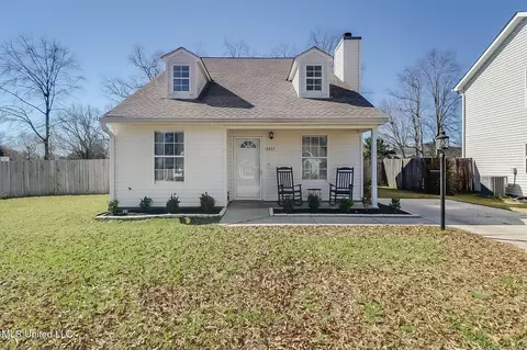 13437 Locust Hill Dr, Gulfport, MS 39503