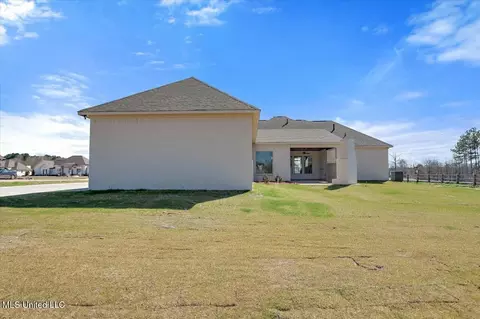 Exterior - 203 Disciple Dr, Brandon, MS 39047 photo 10 of 10