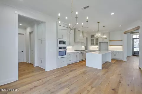 Kitchen - 203 Disciple Dr, Brandon, MS 39047 photo 5 of 5