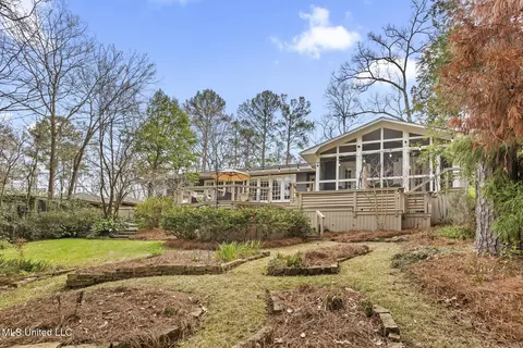 Exterior - 2151 E Northside Dr, Jackson, MS 39211 photo 9 of 14