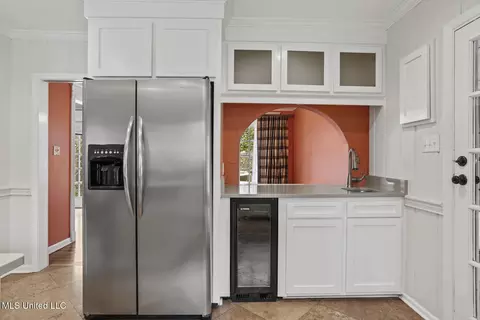 Kitchen - 2151 E Northside Dr, Jackson, MS 39211 photo 5 of 5