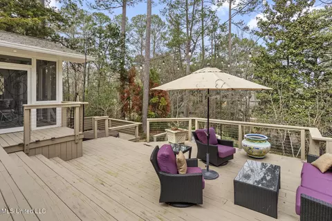 Exterior - 2151 E Northside Dr, Jackson, MS 39211 photo 14 of 14