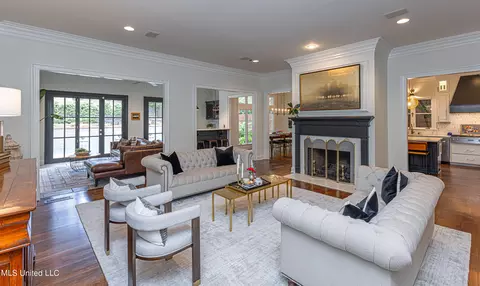 Living - 110 Windrush Dr, Flowood, MS 39232 photo 1 of 4