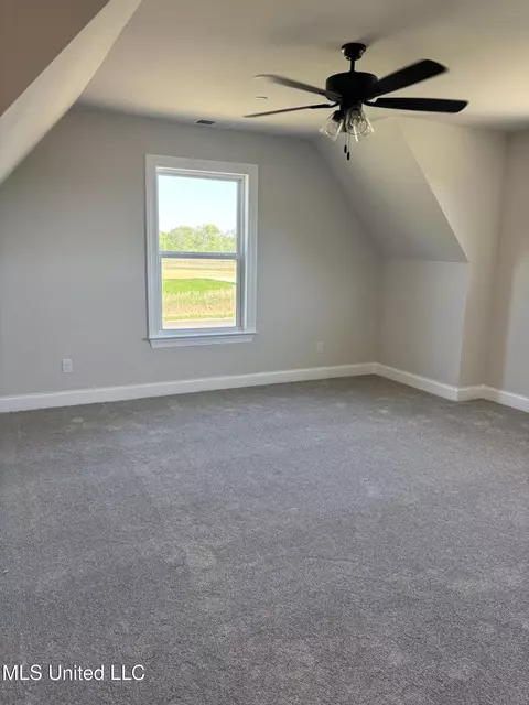 Bedroom - 5189 Crick Ln, Hernando, MS 38632 photo 5 of 5