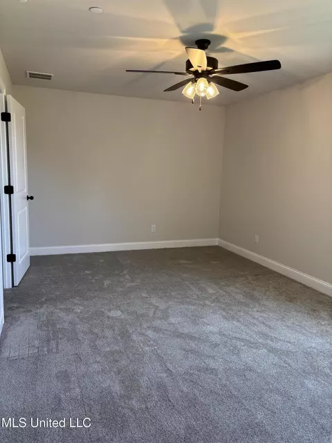 Bedroom - 5189 Crick Ln, Hernando, MS 38632 photo 2 of 5