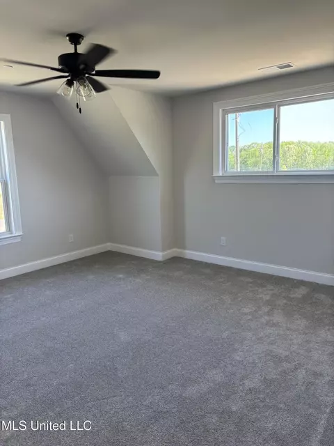Bedroom - 5189 Crick Ln, Hernando, MS 38632 photo 4 of 5