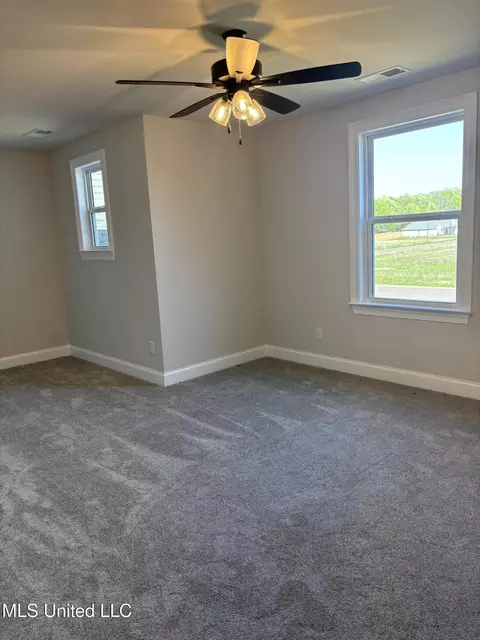 Bedroom - 5189 Crick Ln, Hernando, MS 38632 photo 3 of 5