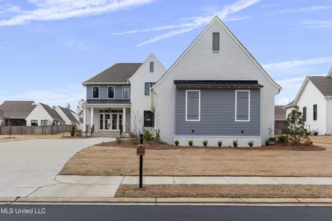Exterior - 109 Eastwick Dr, Madison, MS 39110 photo 2 of 14