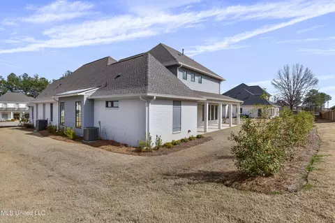 Exterior - 109 Eastwick Dr, Madison, MS 39110 photo 14 of 14